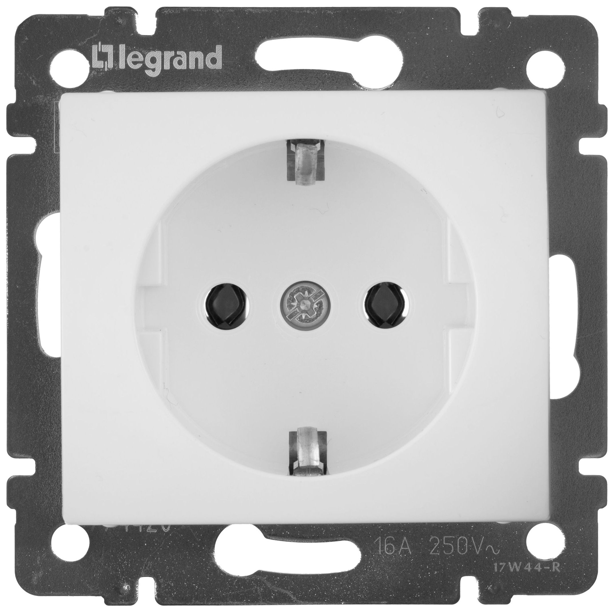 Изображение товара Розетка электрическая Legrand Valena 3233 белый