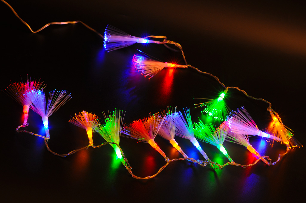 Изображение товара Гирлянда внутренняя нить Кисточки 48 LED многоцветный 5 м