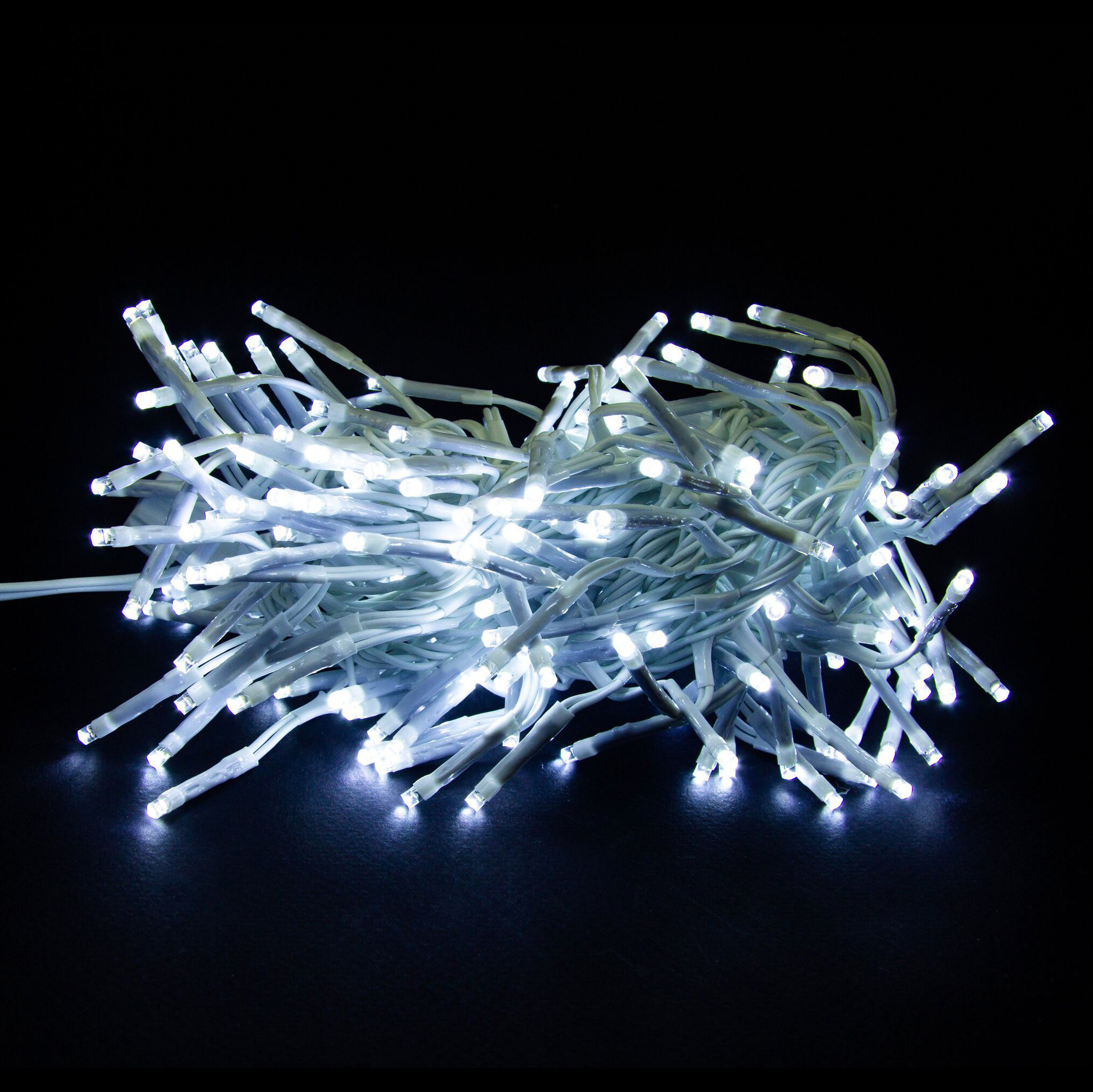 Изображение товара Гирлянда внутренняя нить  SH LIGHTS 200 LED белый 2 м