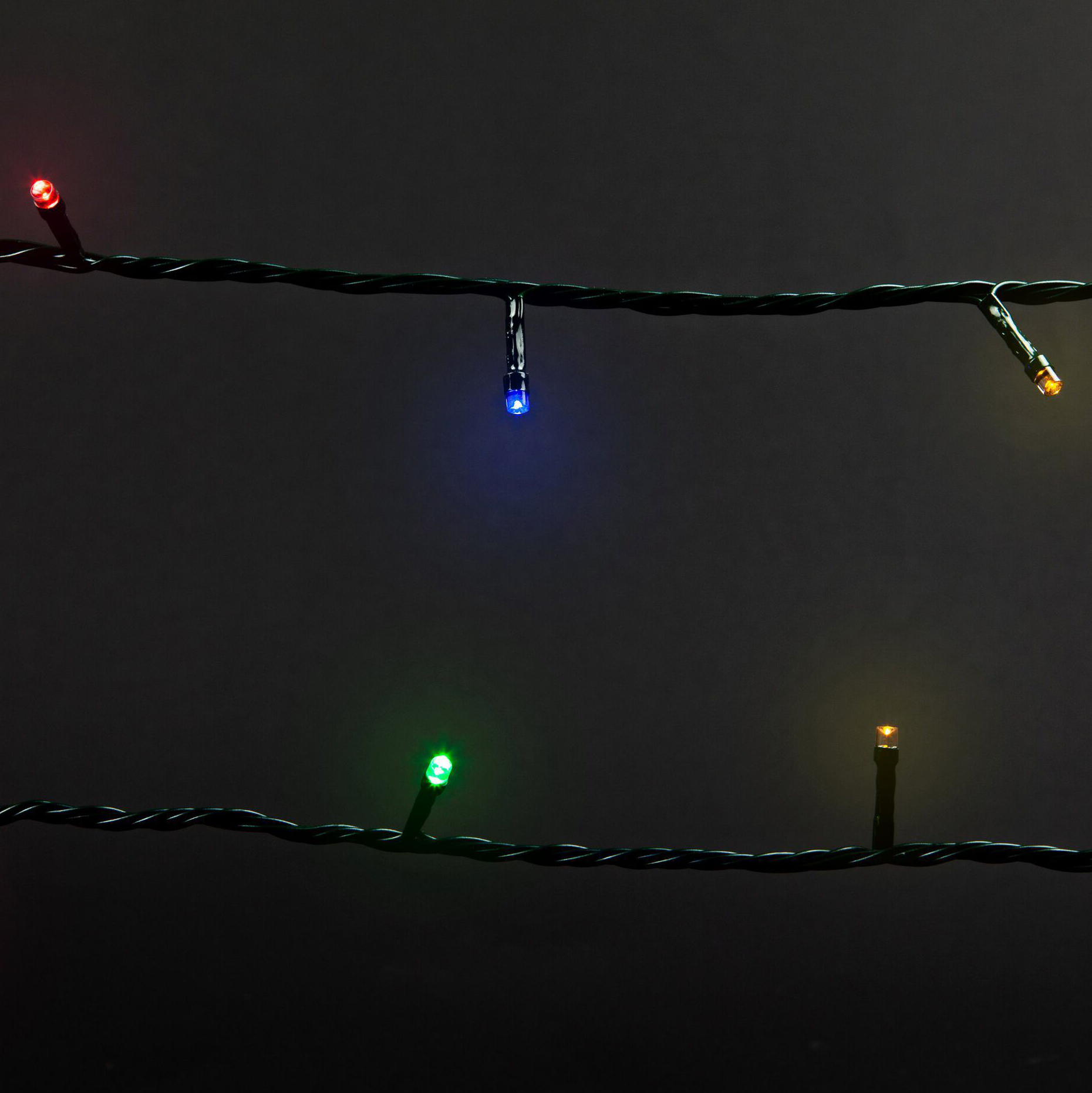 Изображение товара Гирлянда внутренняя нить SH LIGHTS 200 LED многоцветная 20 м