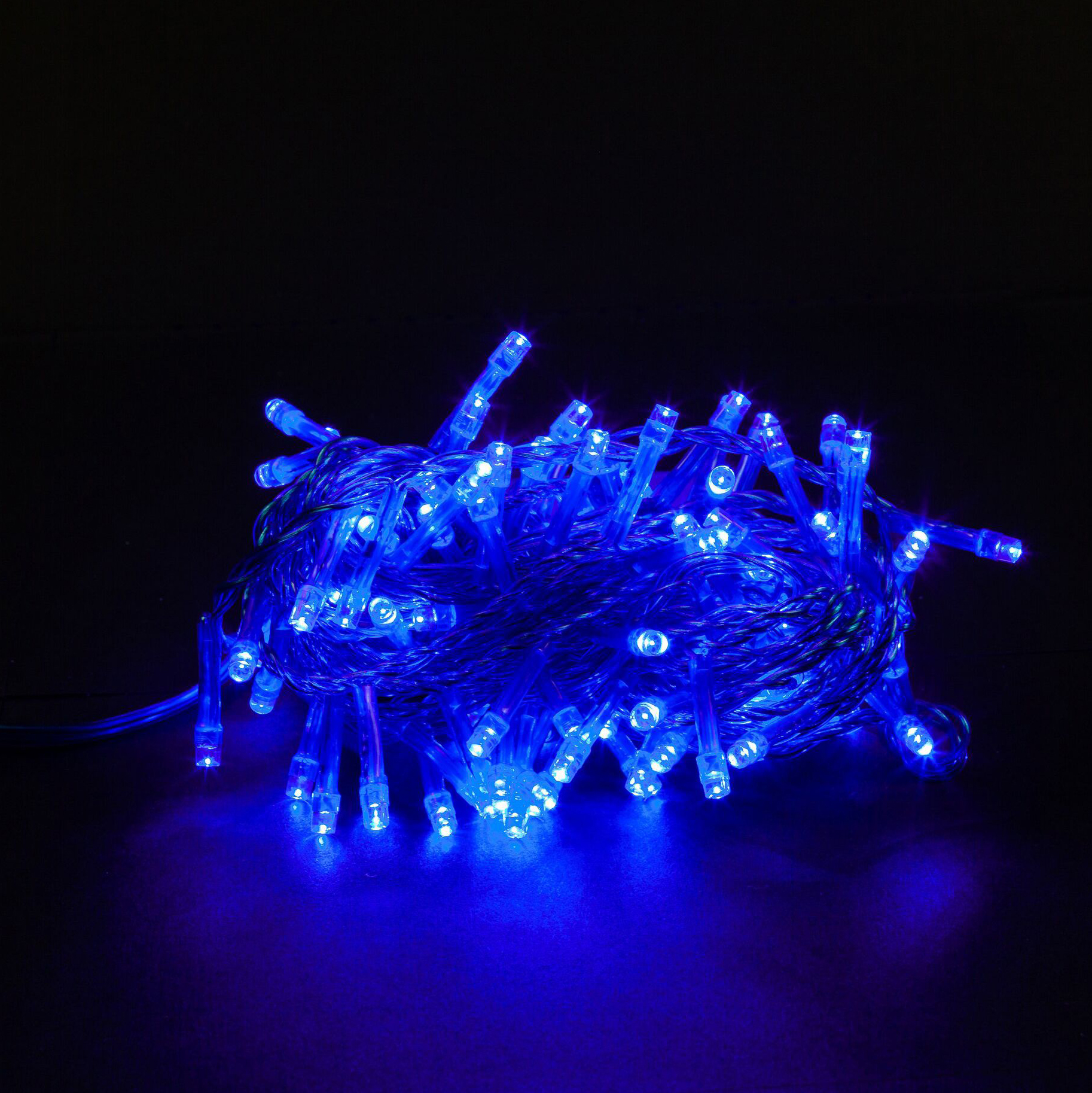 Изображение товара Гирлянда внутренняя нить SH LIGHTS 100 LED синий 5 м декоративное освещение для дома и праздников