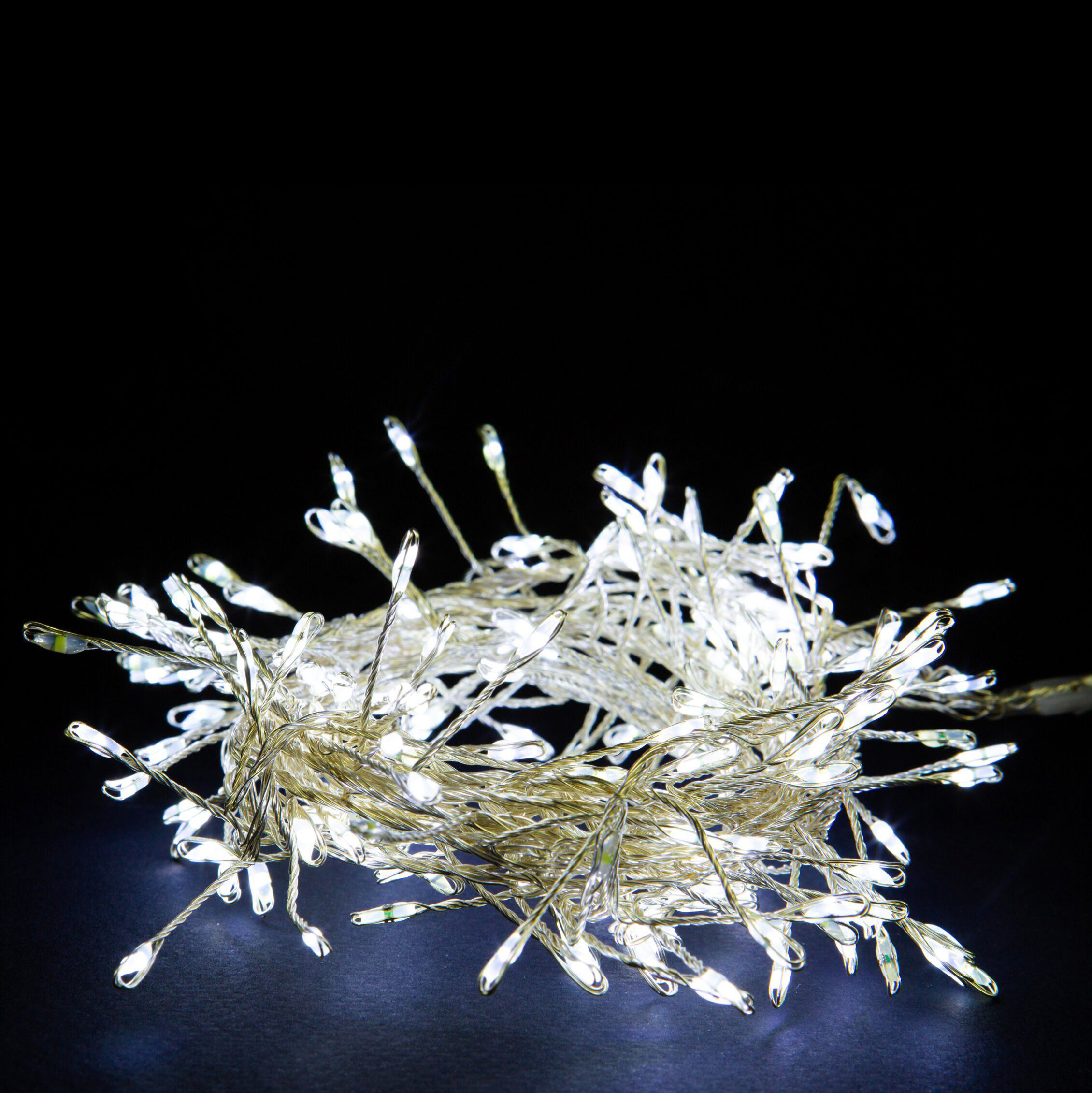 Изображение товара Гирлянда внутренняя нить GlosIE Фейерверк 200 LED 2 м белый