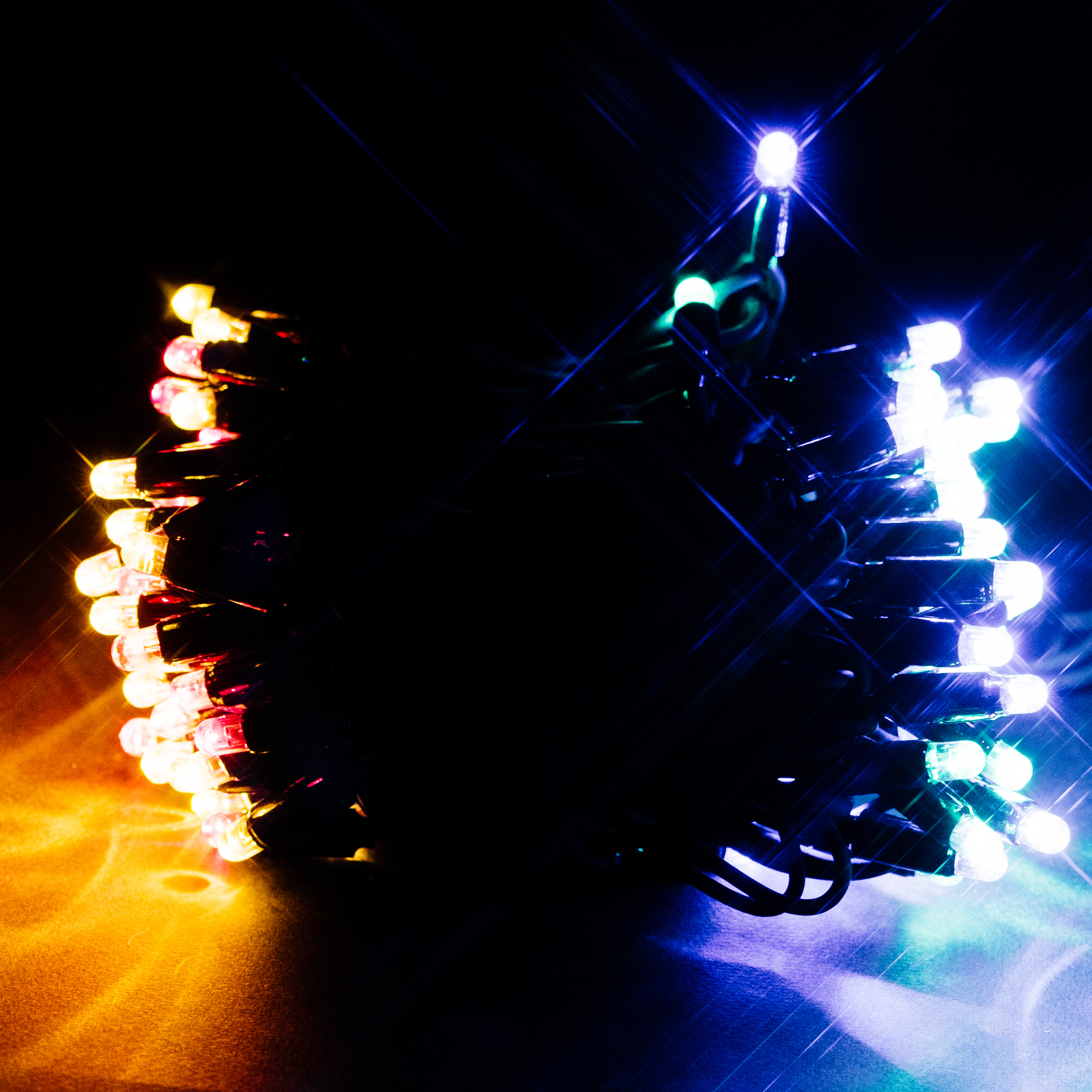 Изображение товара Гирлянда универсальная нить SYSTEM PROF 100 LED многоцветный белый 10 м