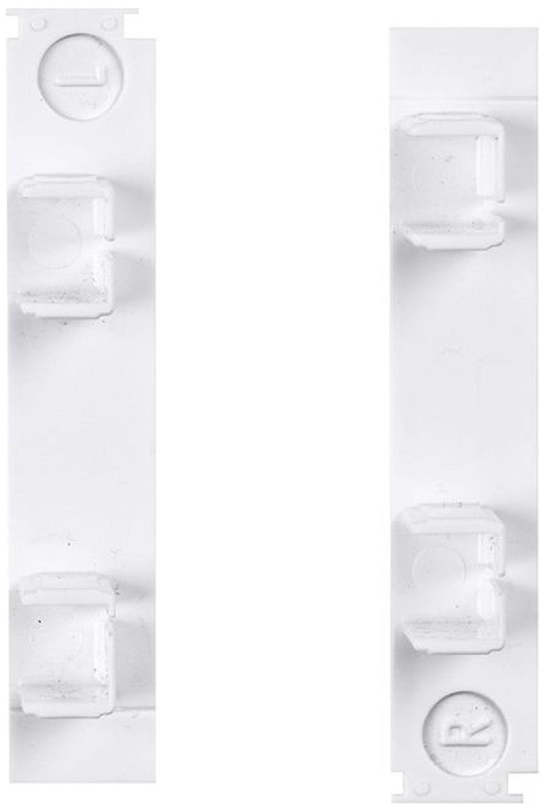 Изображение товара Торцевые заглушки для карниза 2 ряда LEGRAND пластик белый 2 шт