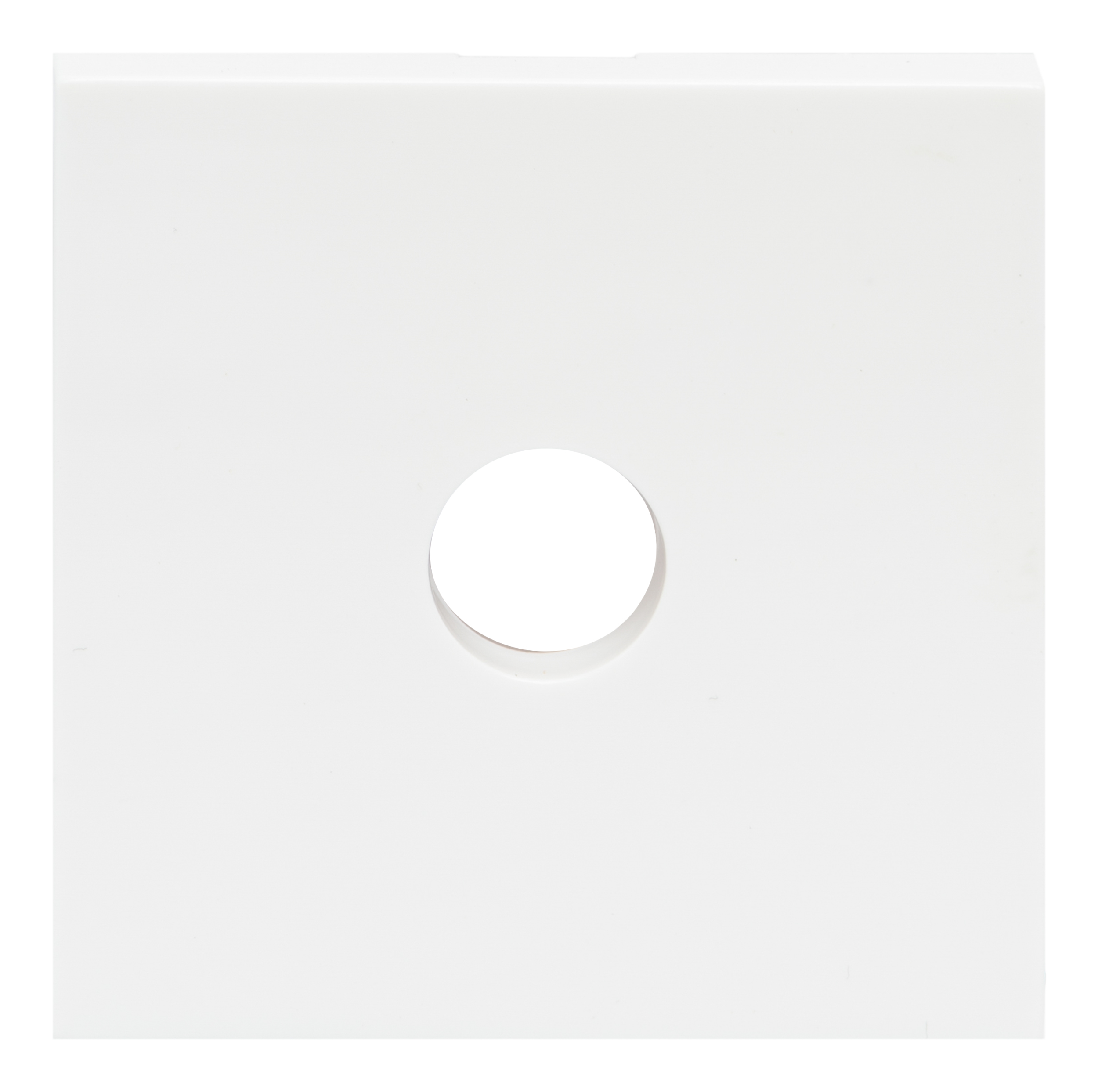 Изображение товара Накладка на розетку LK Studio LK80 845104 белая модульная серия LK80