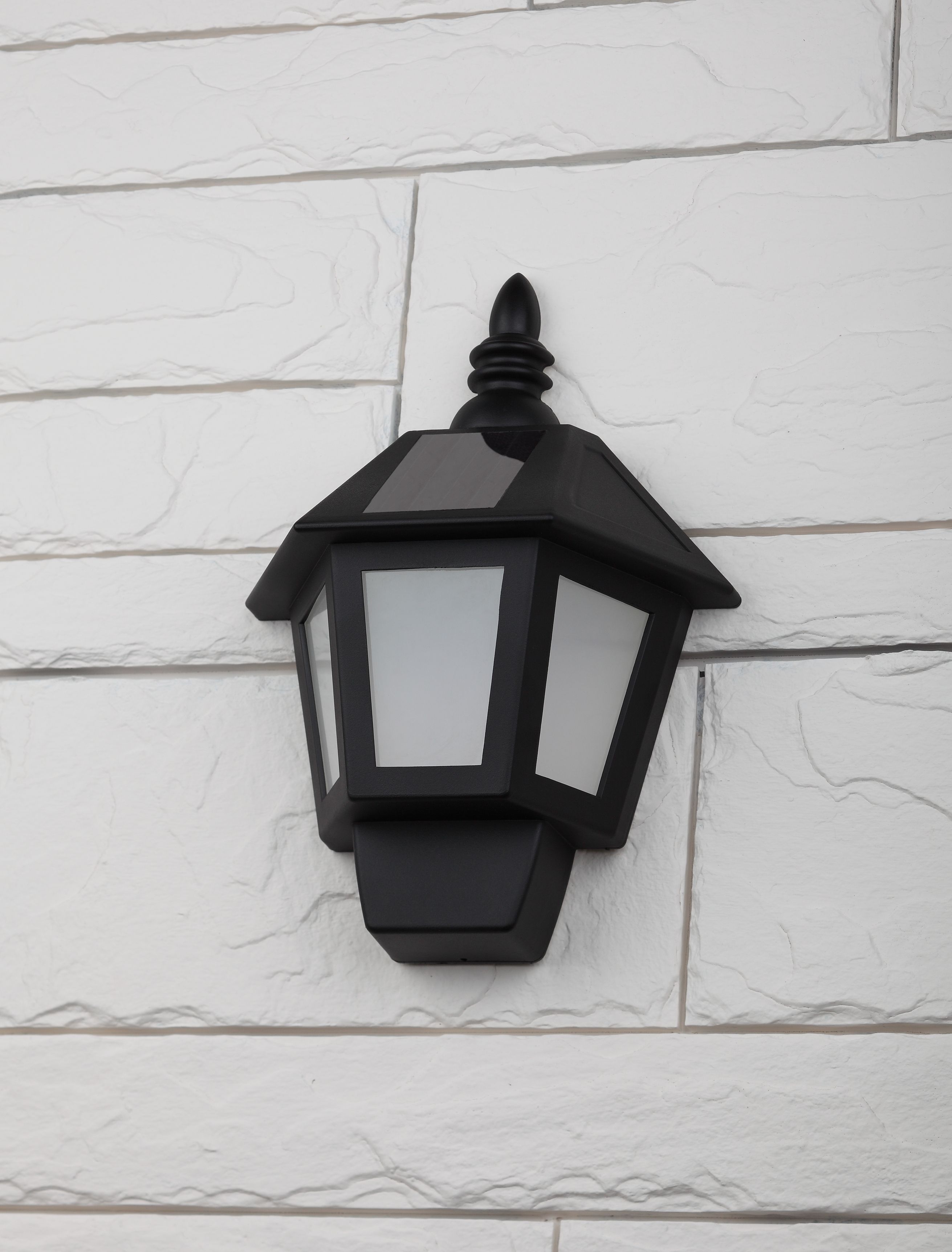 Изображение товара Уличное бра на солнечных батареях ЭРА ERAFS0836 IP44 черное