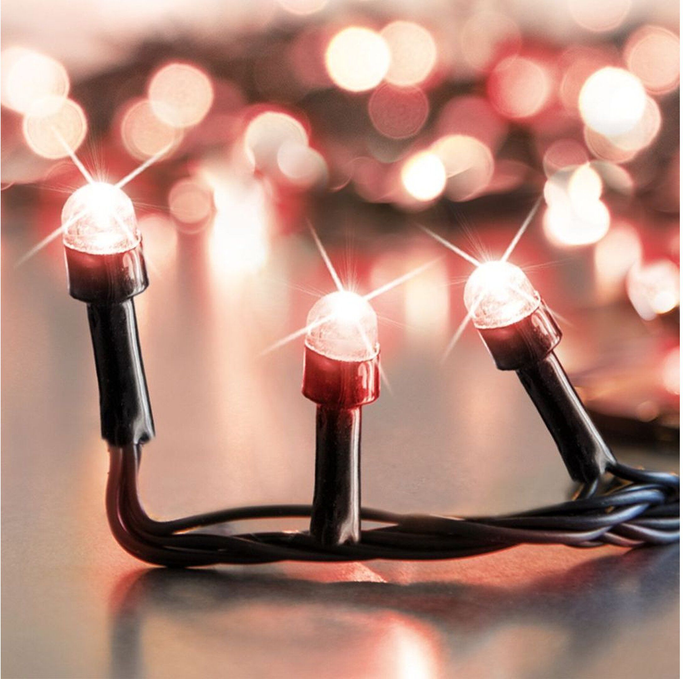 Изображение товара Гирлянда внутренняя нить B&H 100 LED 10 м красная для дома и улицы