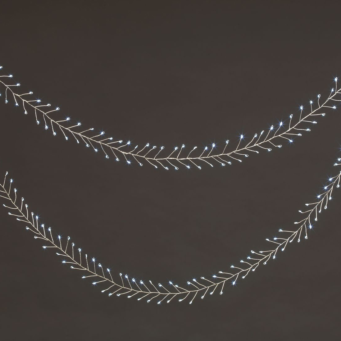 Изображение товара Гирлянда кластер 720 LED холодный белый 9 м