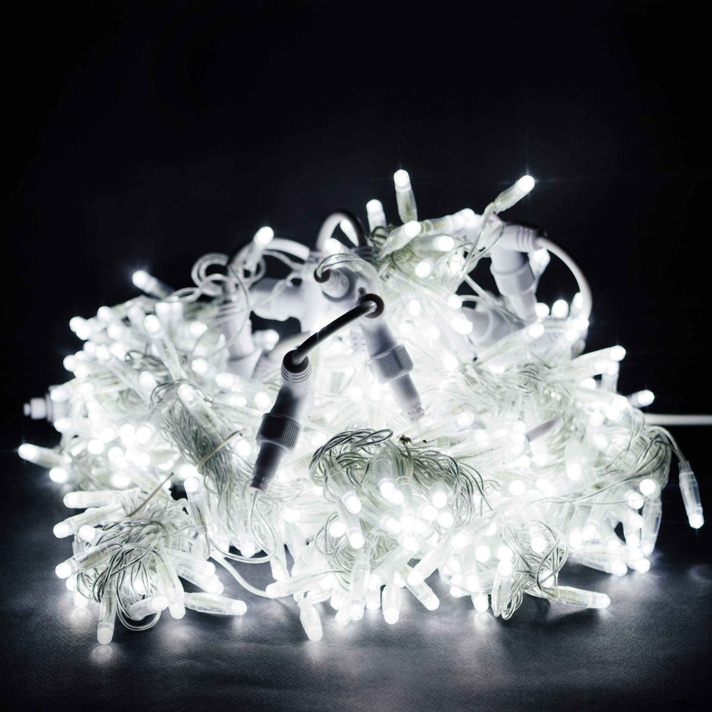 Изображение товара Гирлянда внешняя занавес Дождь Neon-Night 448 LED белый 2 м для улицы