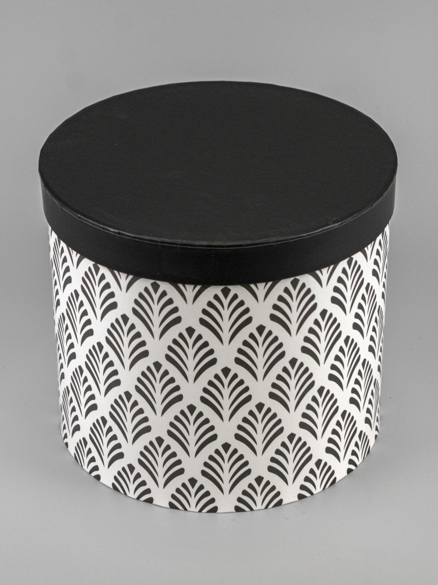 Изображение товара Коробка круглая черно-белый 18 см