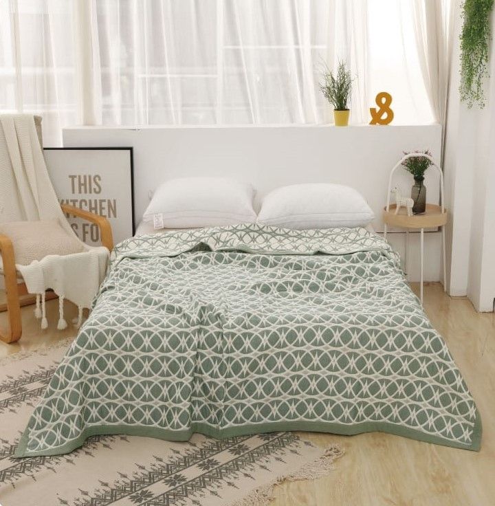 Изображение товара Покрывало жаккард KYUAR зеленое 220x230 см хлопковое легкое двустороннее