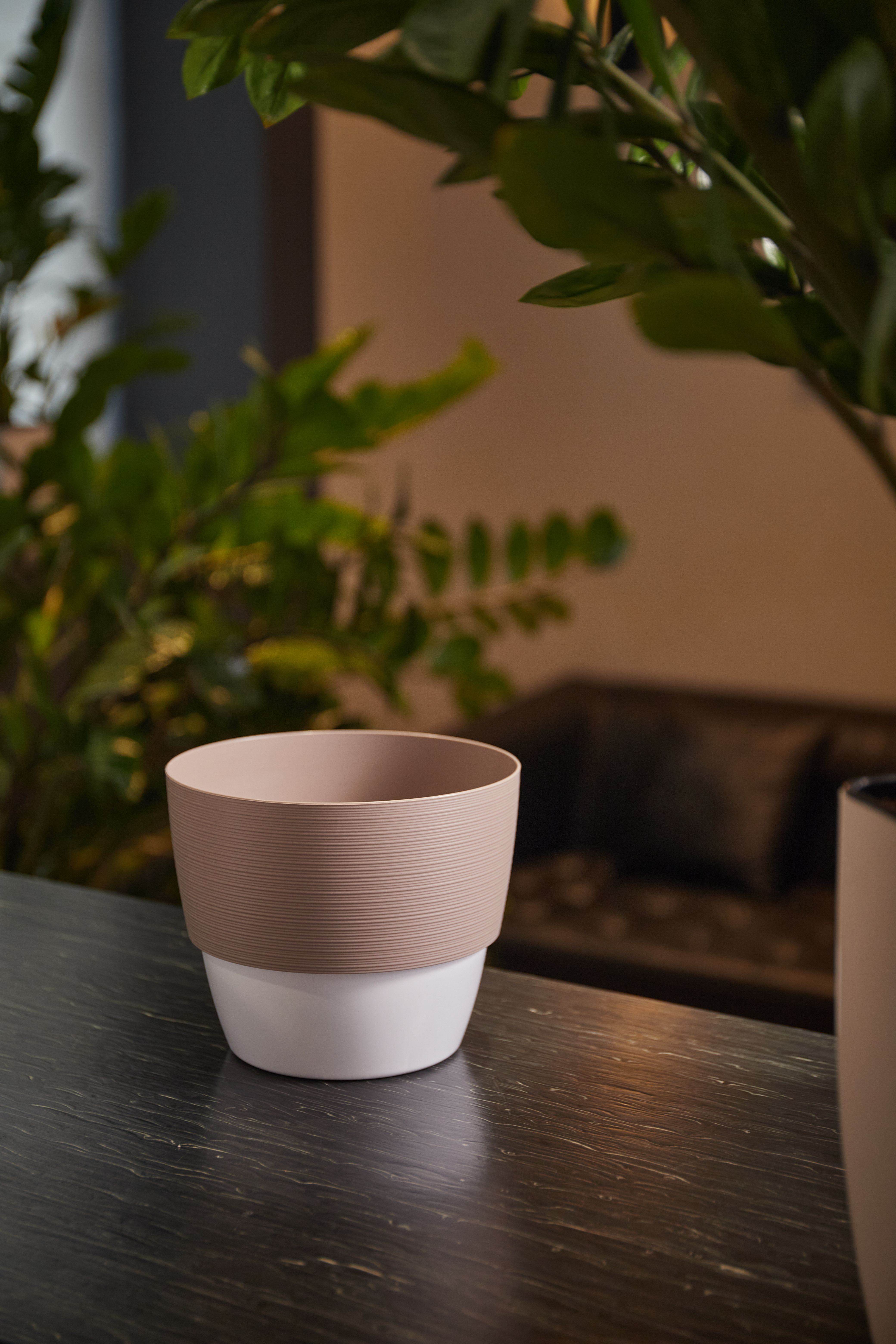 Изображение товара Кашпо ЧЕТЫРЕ СЕЗОНА Валенсия 2,5 л фраппе-белое для растений