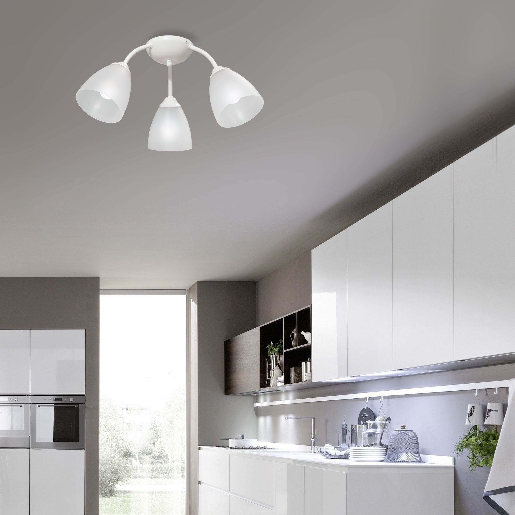 Изображение товара Потолочная люстра Vitaluce V3737-0/3PL белая 3E14 40W современный дизайн