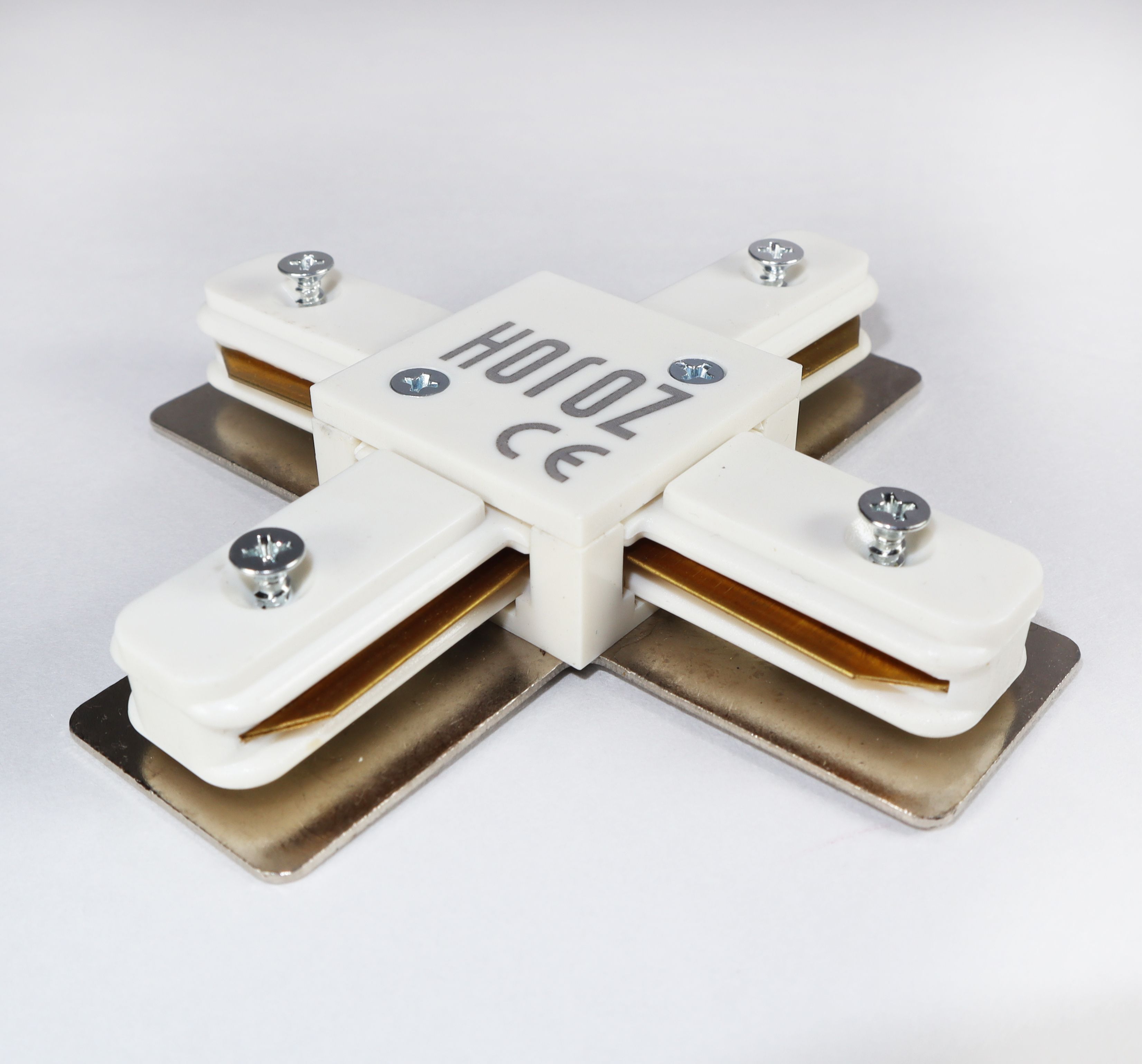 Изображение товара Соединитель шинопровода белый Х-образный однофазный HRZ00000910