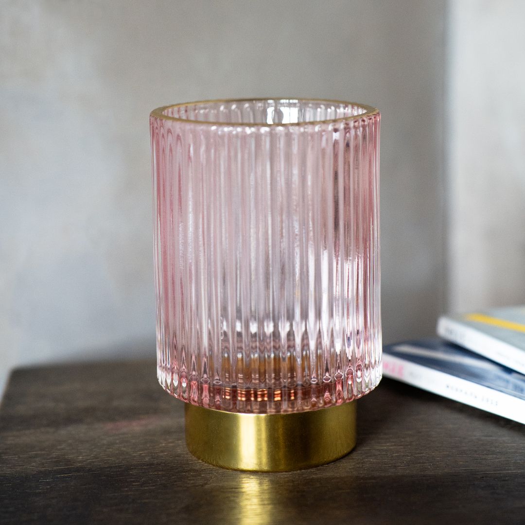 Изображение товара Декоративный подсвечник из цветного рельефного стекла розовый Star-15