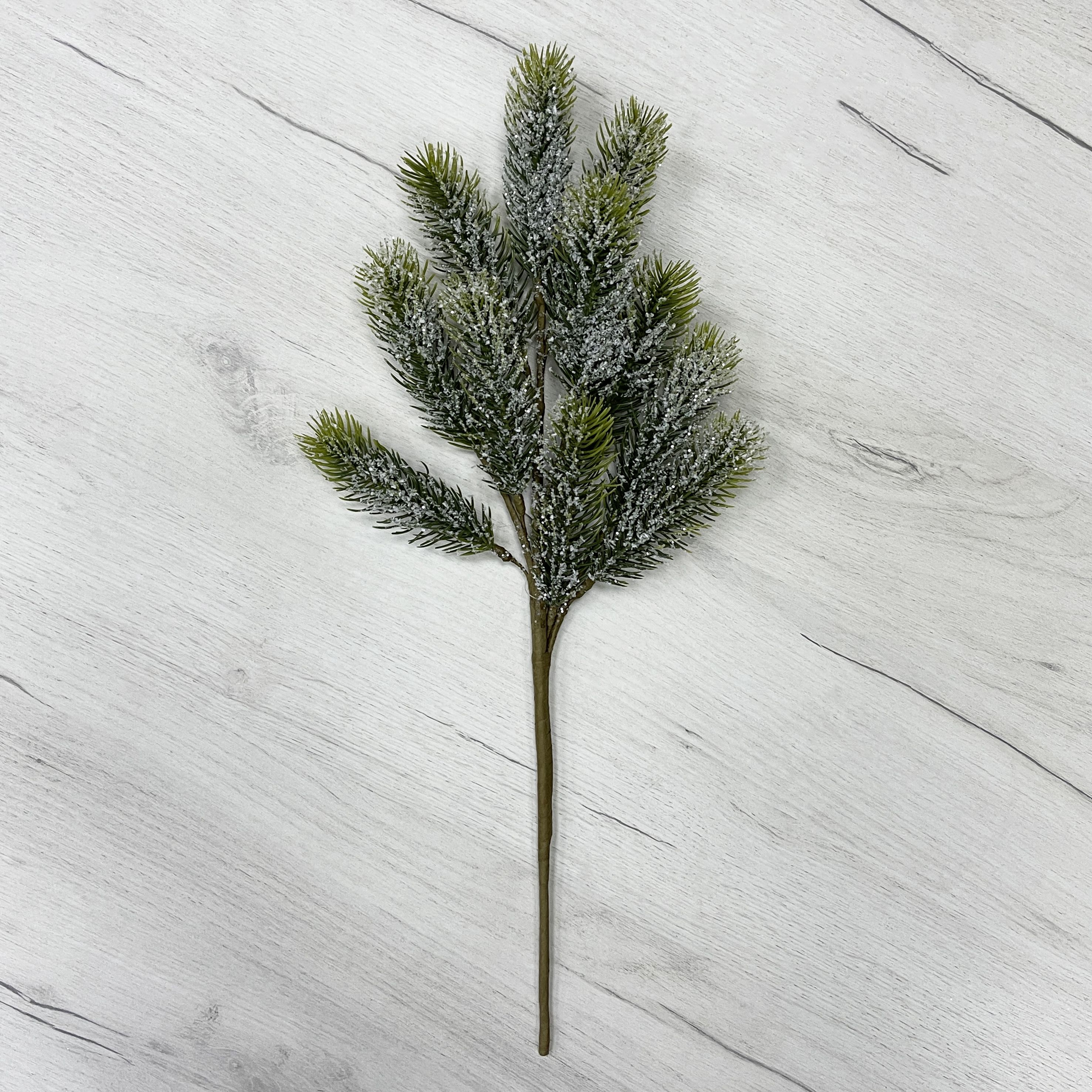 Изображение товара Ветка елговая в инее 50 см зеленая для новогоднего декора