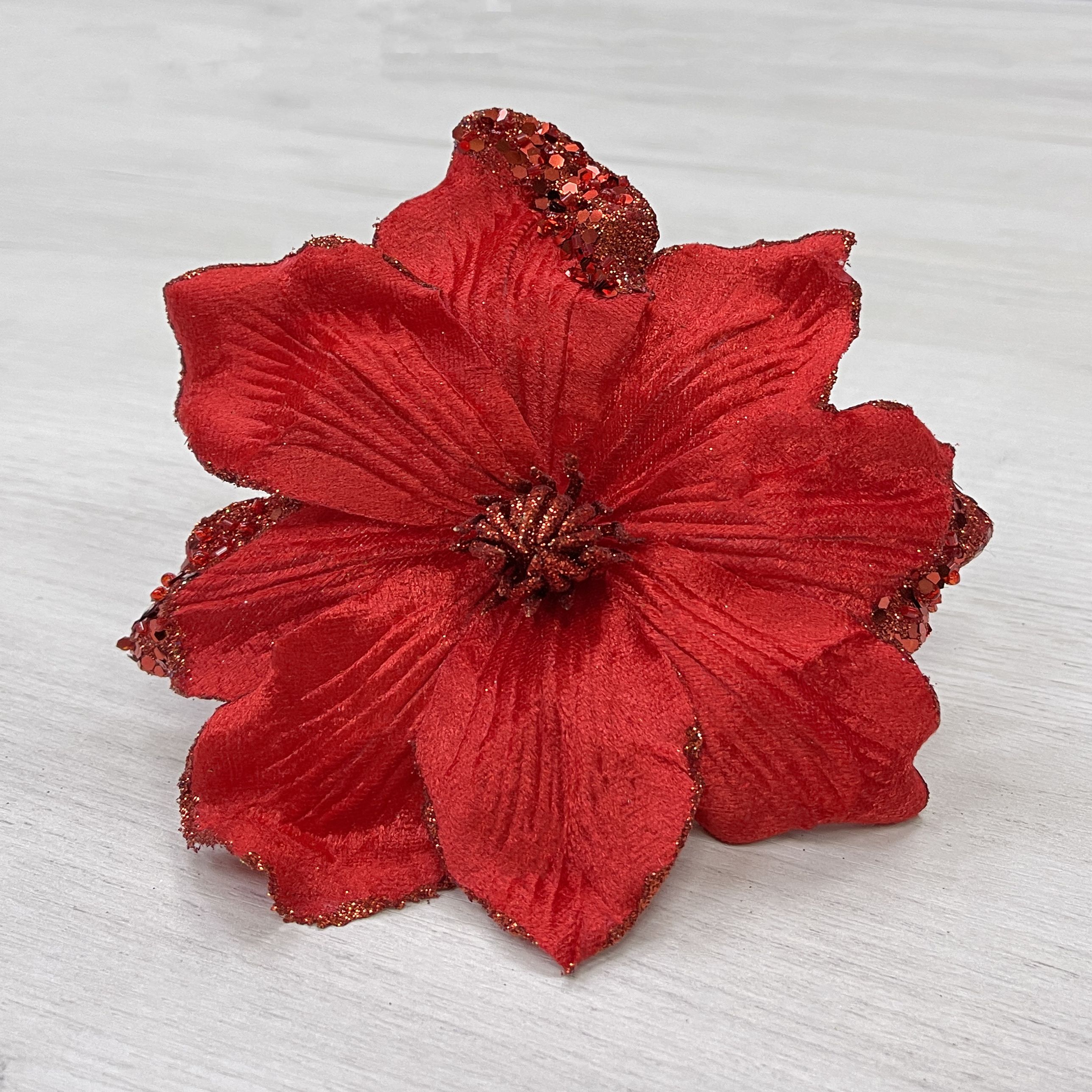 Изображение товара ЦВЕТОК МАГНОЛИЯ КРАСНАЯ 20 СМ НА КЛИПСЕ ПОЛИЭСТЕР