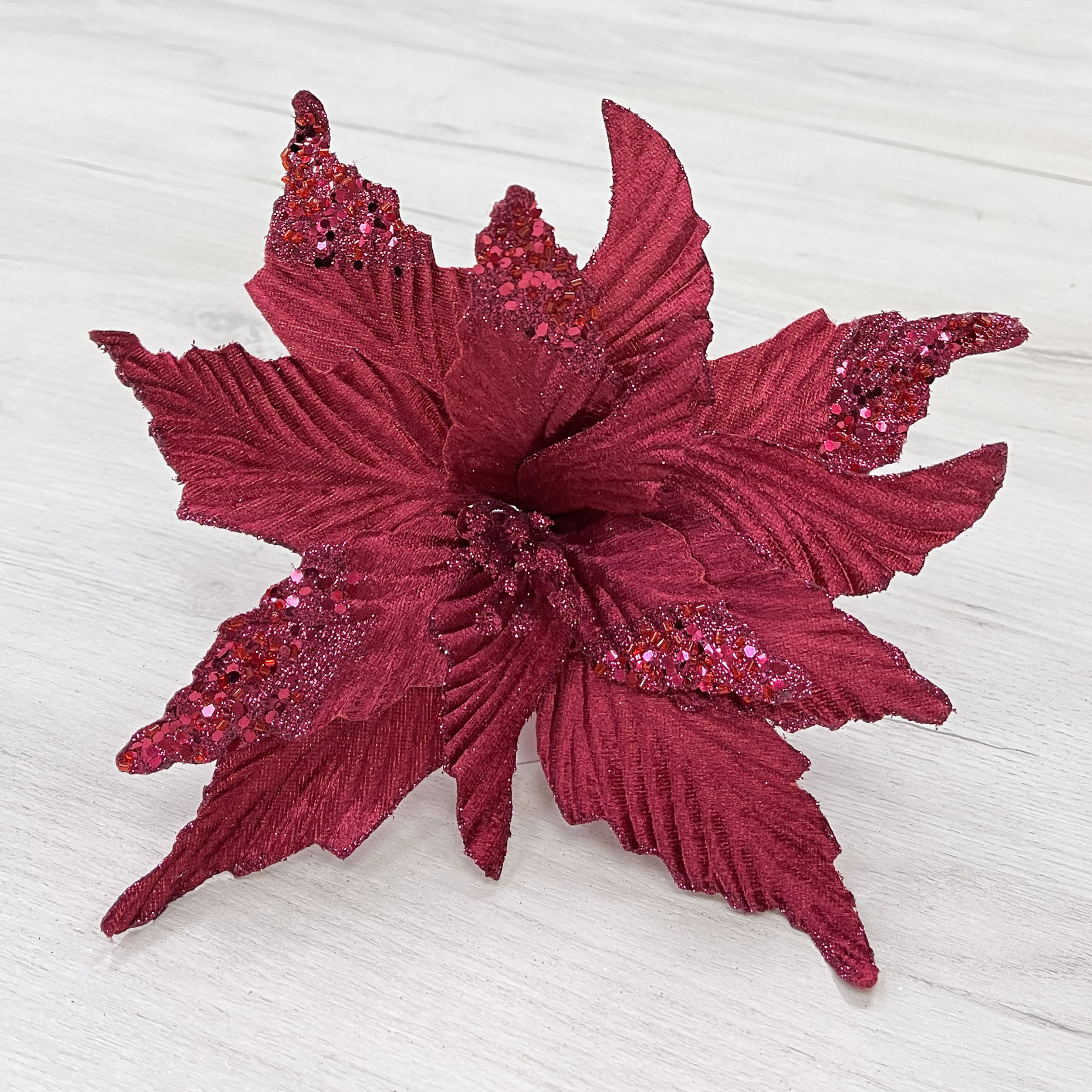 Изображение товара ЦВЕТОК ПУАНСЕТТИЯ БОРДОВАЯ 28 СМ НА КЛИПСЕ ПОЛИЭСТЕР