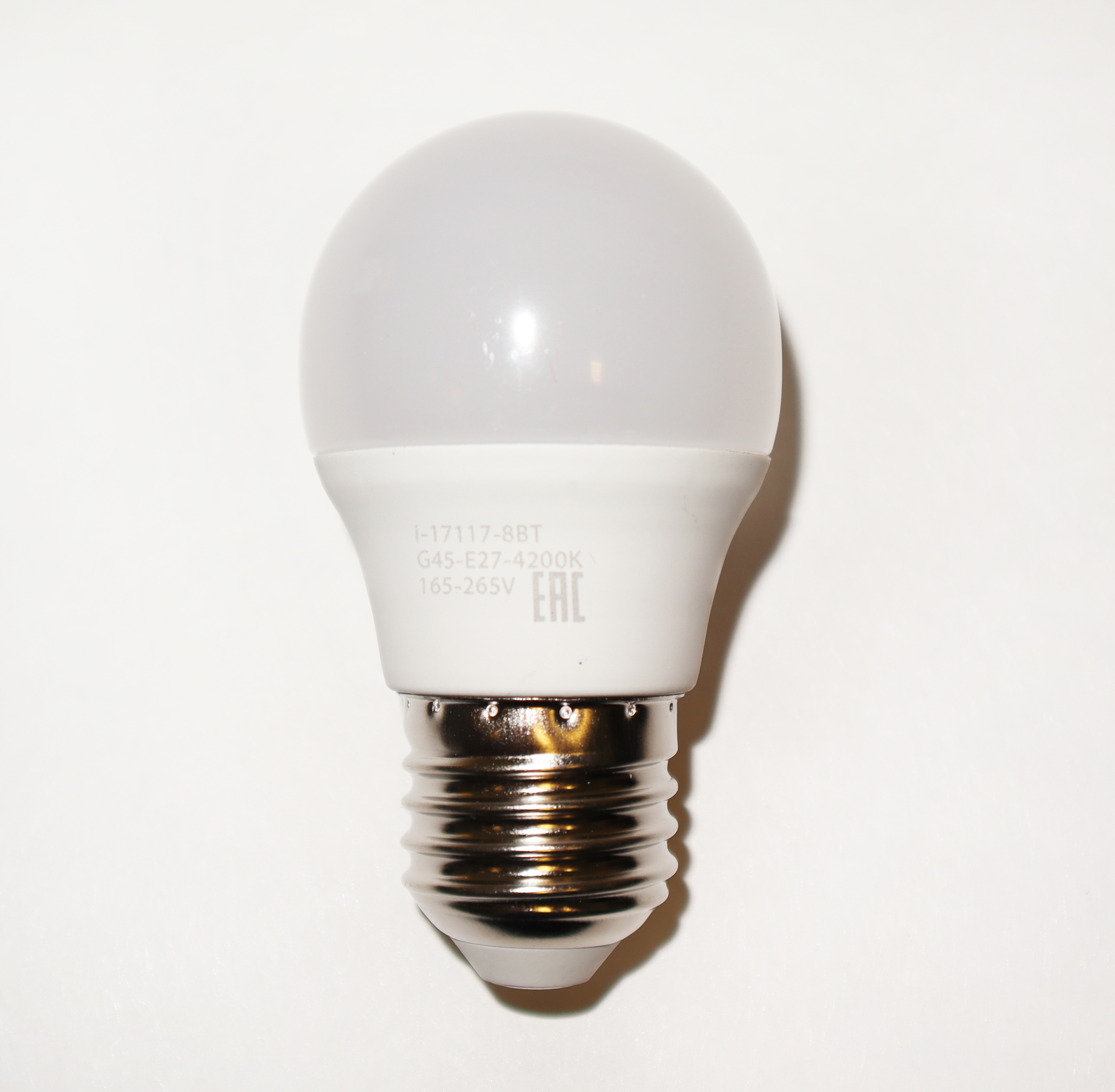 Изображение товара Светодиодная лампа I-WATT 8Вт G45 E27 4200K нейтральный свет