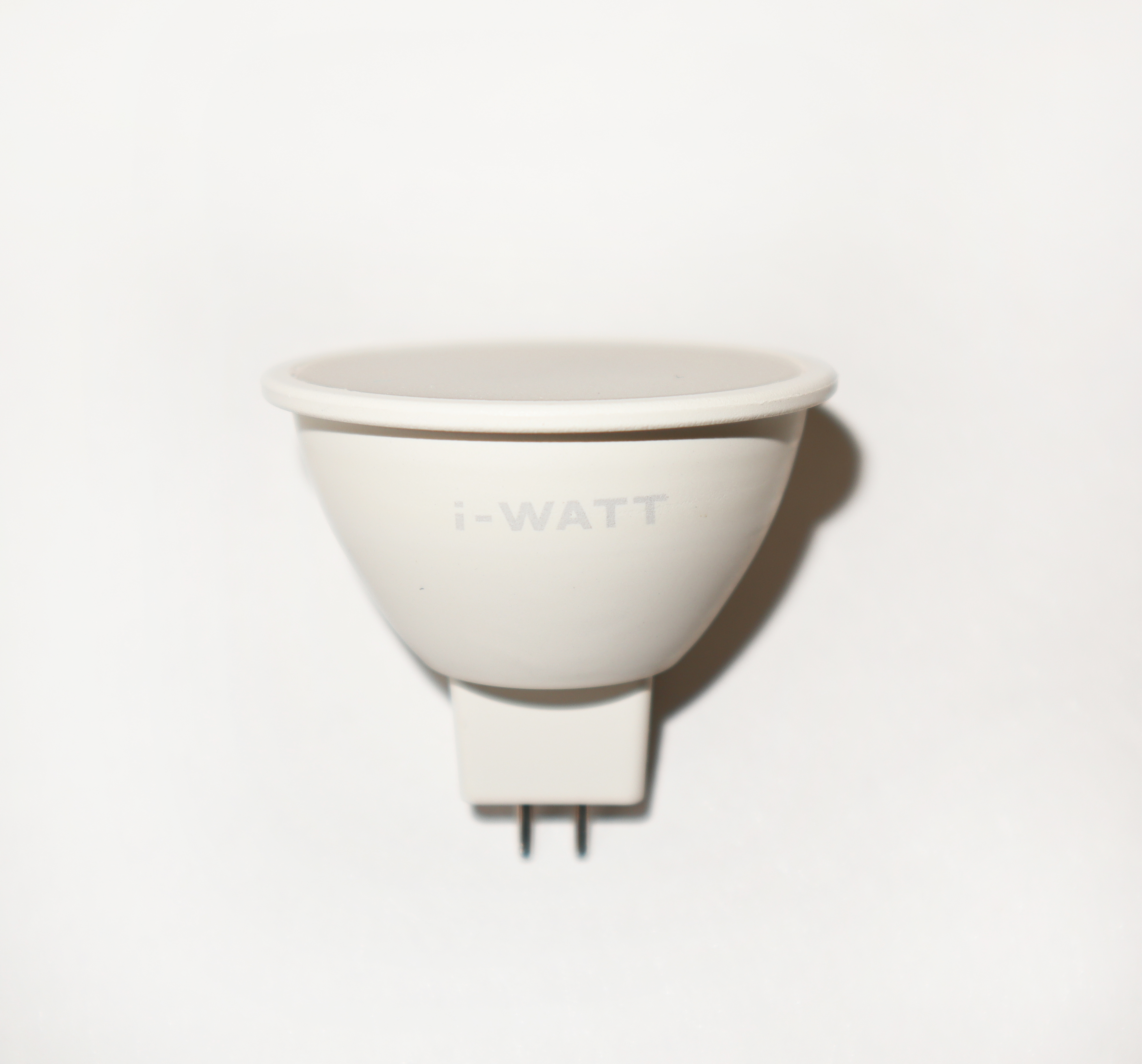 Изображение товара Светодиодная лампа i-17103 12Вт 4200К GU5.3 MR16 для освещения