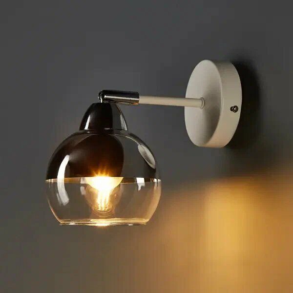 Изображение товара Настенный светильник Freya FR5225WL-01W Modern белый 1хE27 60Вт