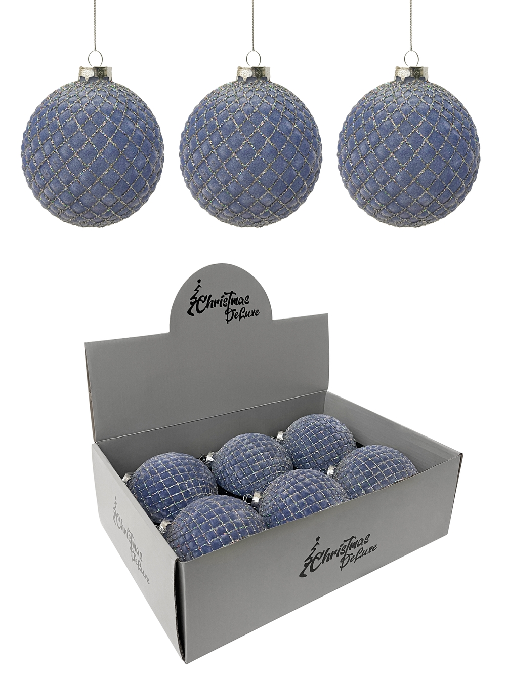 Изображение товара Голубой стеклянный елочный шар ø 10 см с узором шампань в дисплее