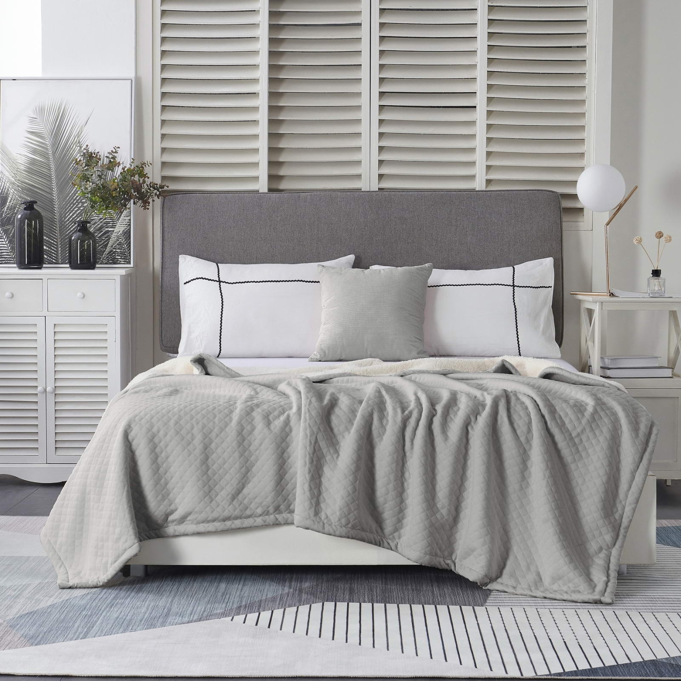 Изображение товара Плед Трикотаж 220х240 серый Sofi De Marko коллекция Гранд ткань вискоза