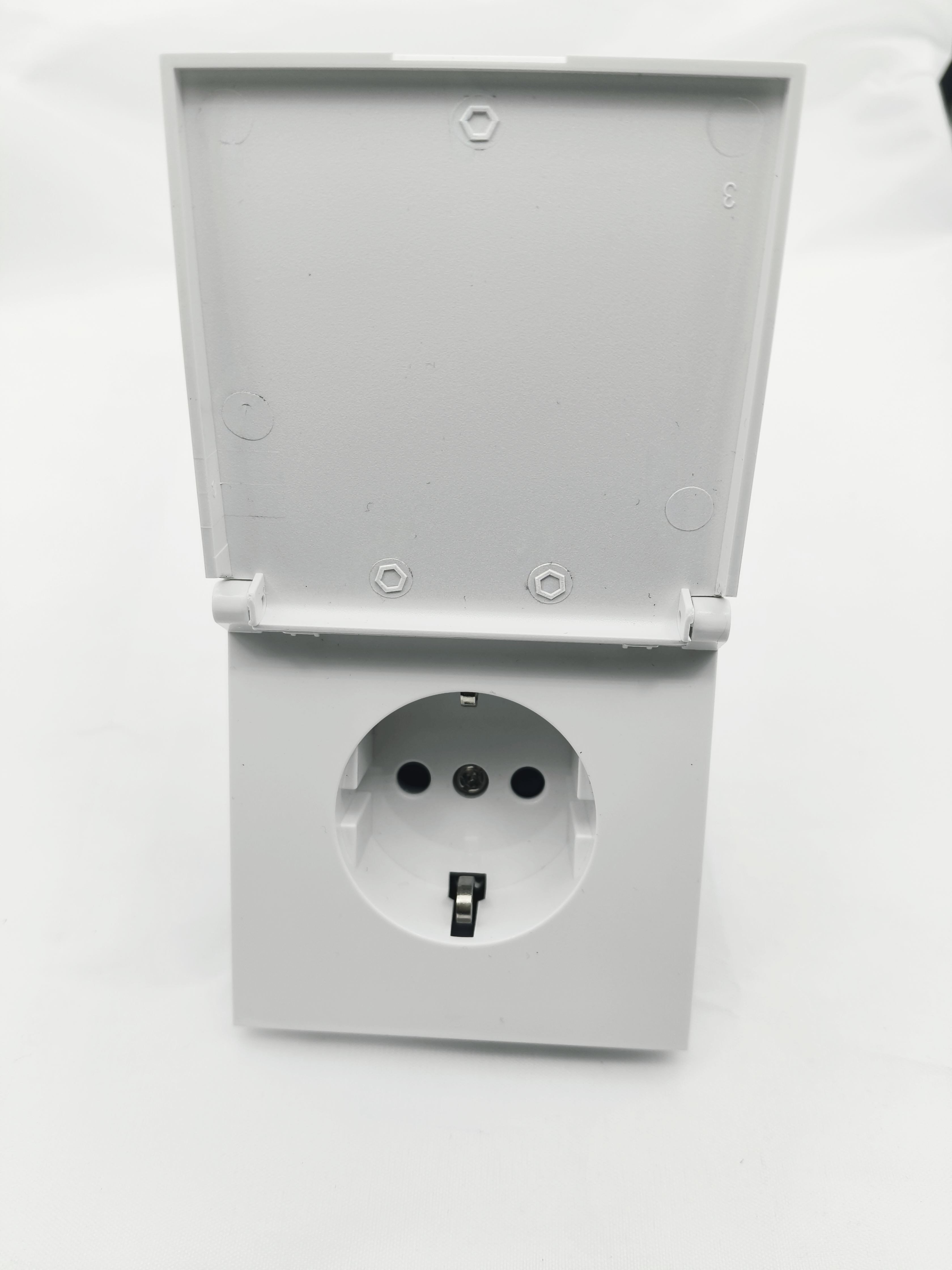 Изображение товара Розетка электрическая ALTECH Encore 7345 белый