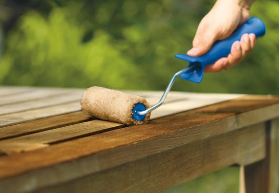 Лазурь для дерева или лак: какой выбрать Лазурь для дерева или лак: какой выбрать